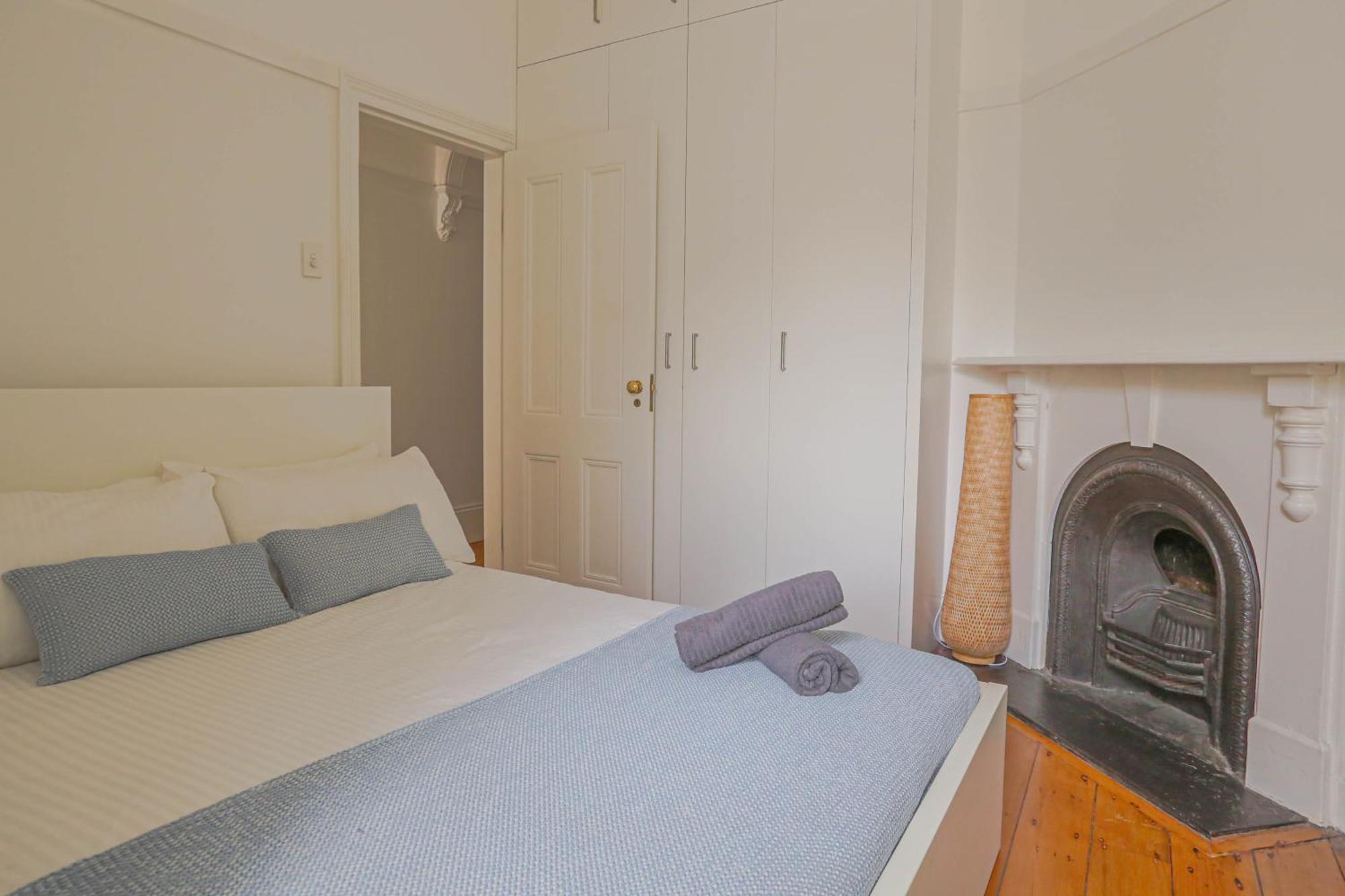 2 Bedroom House Situated At The Centre Of Surry Hills 2 E-bikes Included Ferienhaus