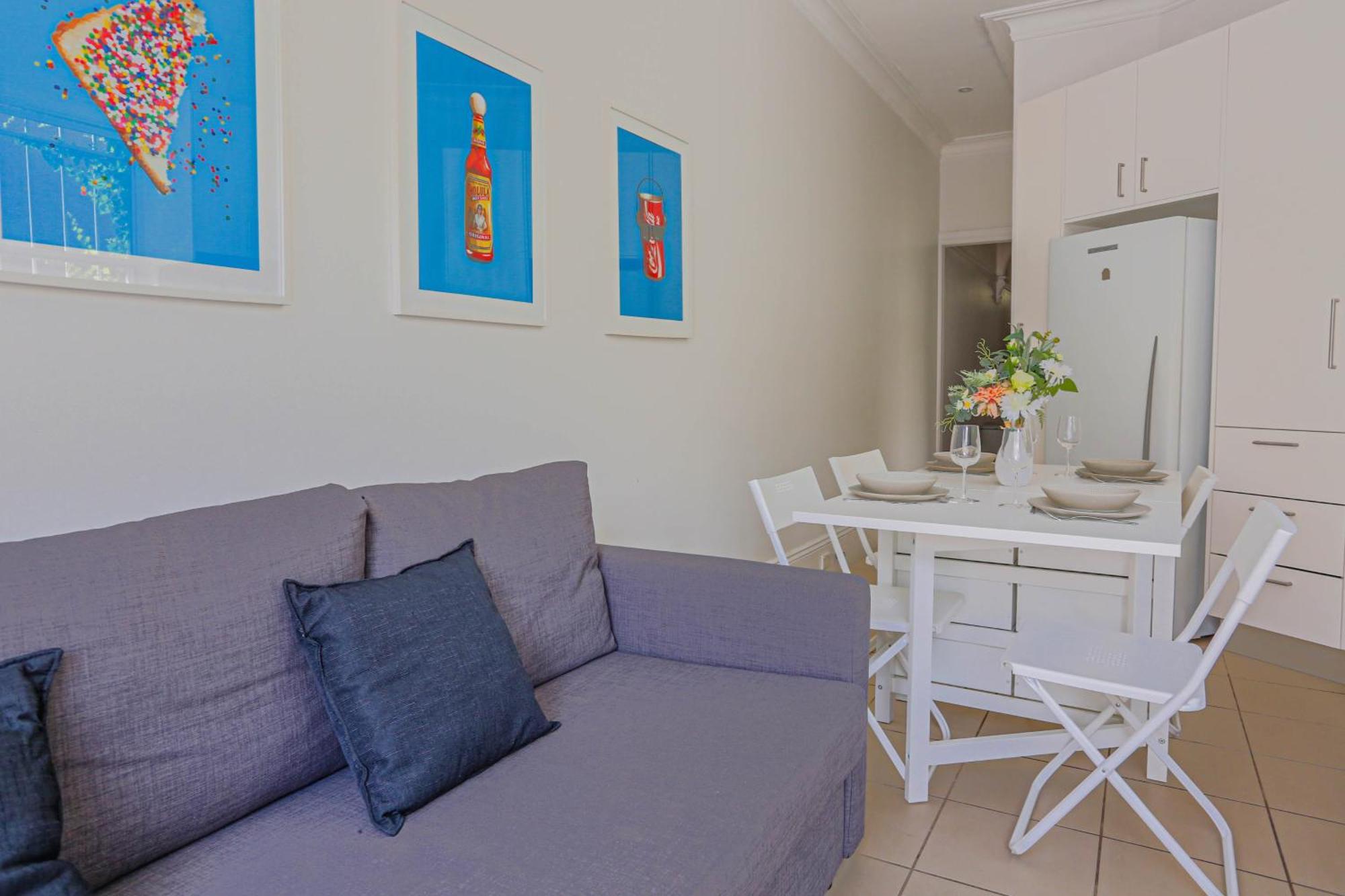 Ferienhaus 2 Bedroom House Situated At The Centre Of Surry Hills 2 E-bikes Included *